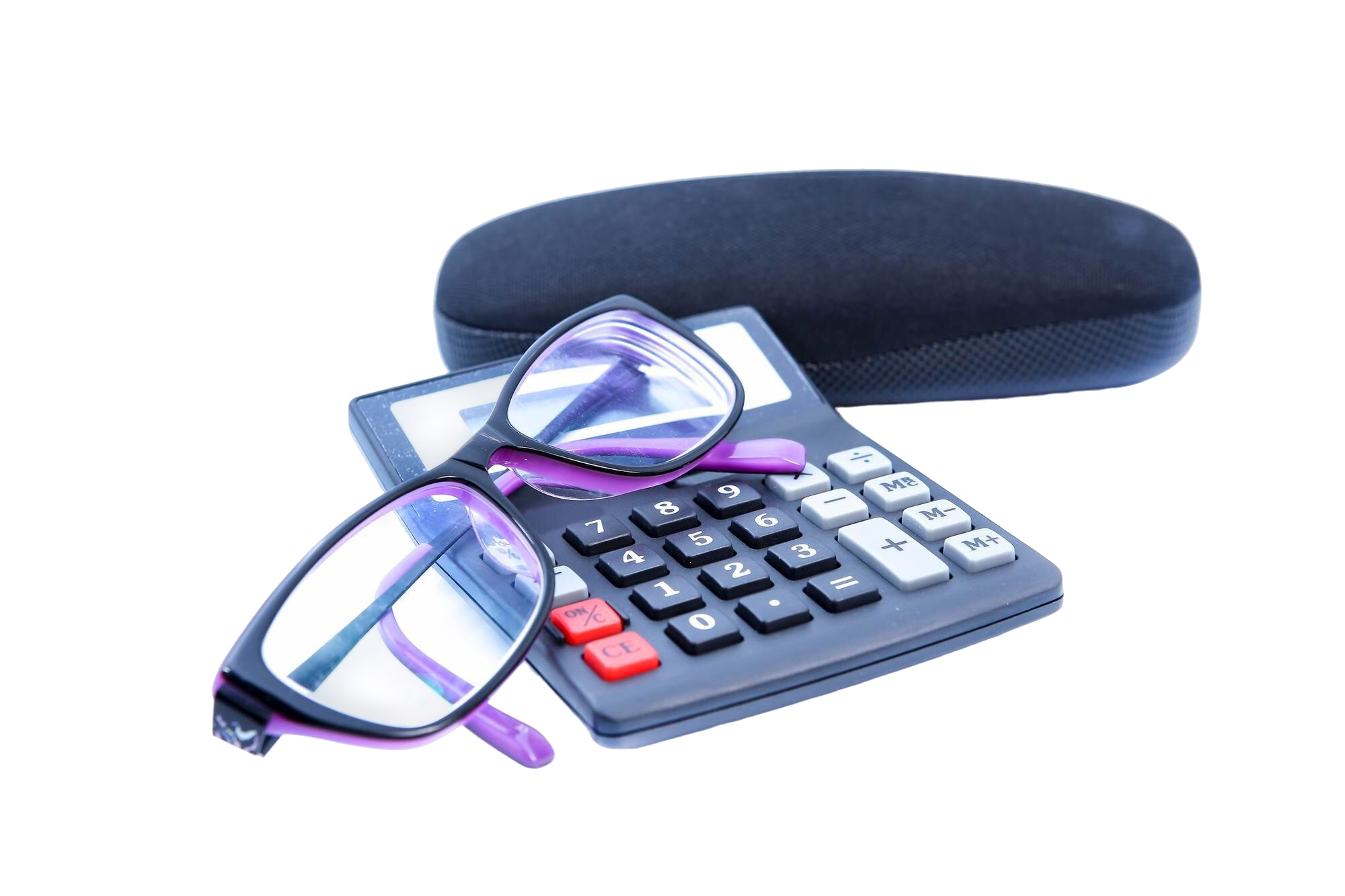 primer-plano-calculadora-gafas-sobre-fondo-blanco.png